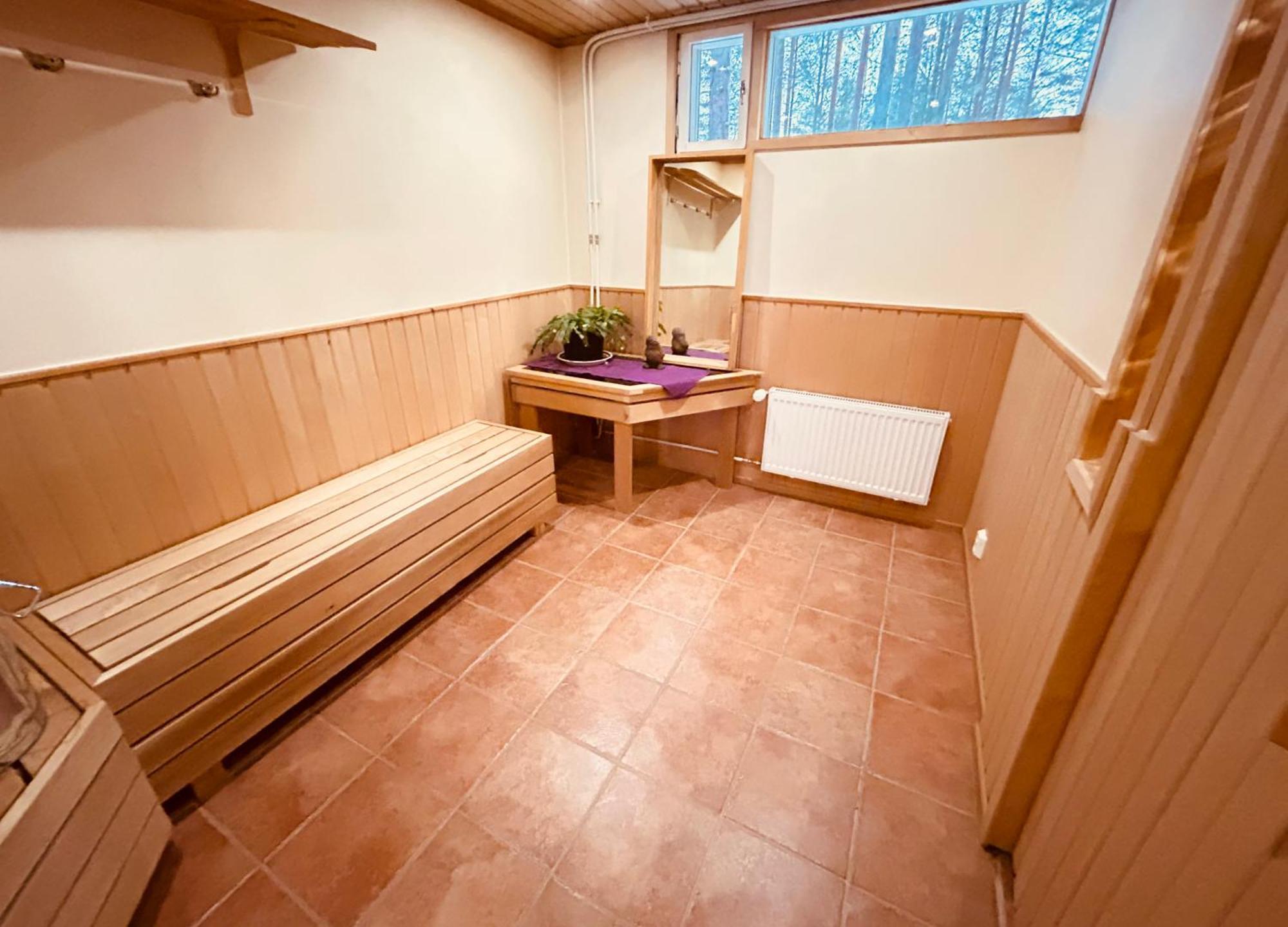 Semesterbostad Kaamos Old House